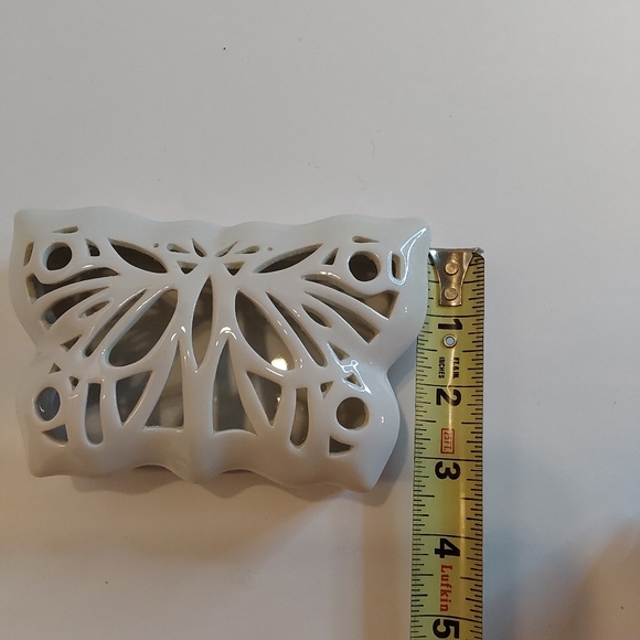 Pacific Rim Porcelain Butterfly Design Lidded Trinket Dish - Picture 6 of 10